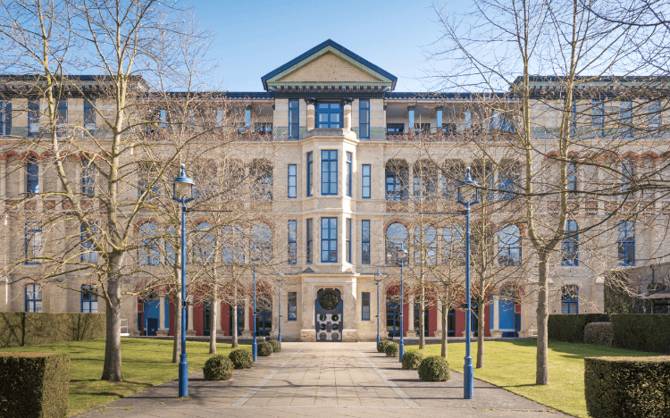 business management in uk